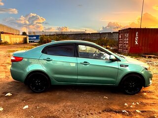 2011 Kia Rio III, зелёный, 450000 рублей, вид 4
