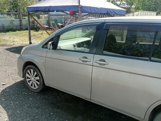 2006 Toyota ISis I, серый, 550000 рублей, вид 4