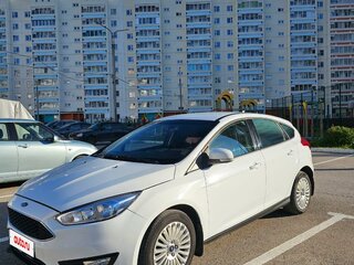 2018 Ford Focus III Рестайлинг, белый, 1190000 рублей, вид 1
