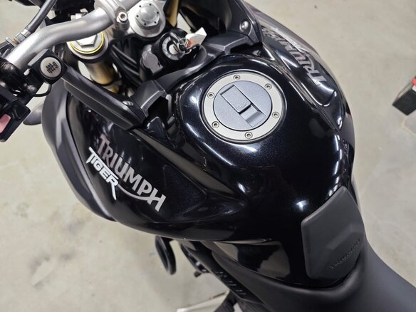 2014 Triumph Tiger 800, чёрный - вид 6