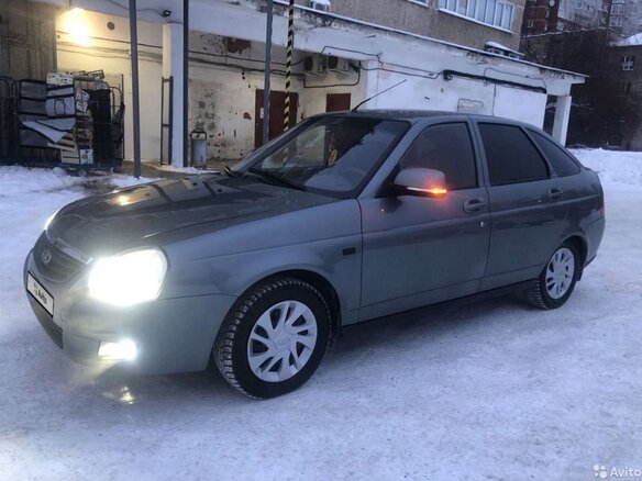 2014 Lada (ВАЗ) Priora I Рестайлинг, белый, 490000 рублей
