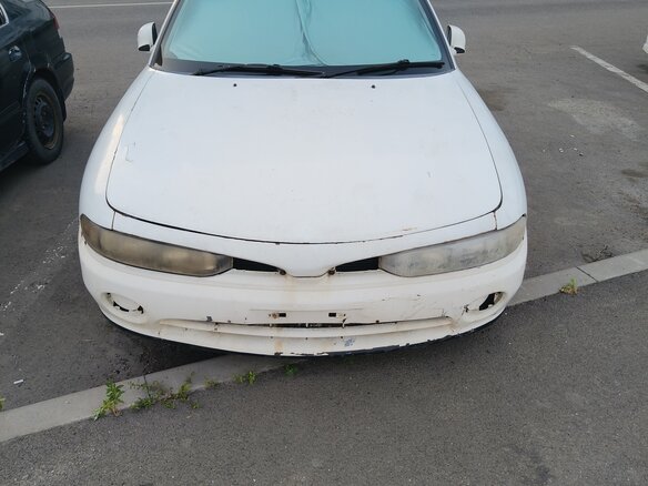 1993 Mitsubishi Galant VII, белый, 130000 рублей