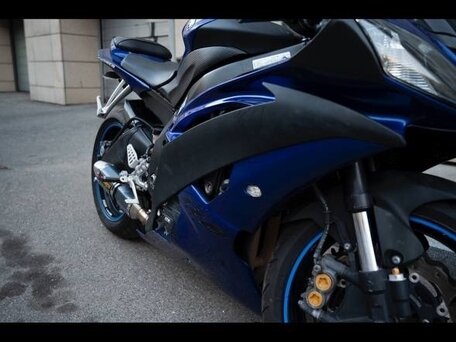 2005 Yamaha FZR600, синий, 650000 рублей, вид 3