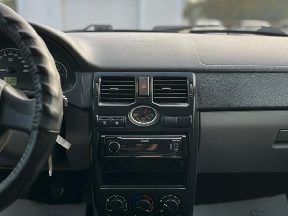 2012 Lada (ВАЗ) Priora I, белый, 499999 рублей - вид 20