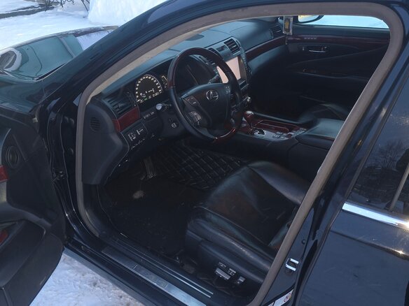 2010 Lexus LS Long 600h L IV Рестайлинг, чёрный, 2100000 рублей - вид 14