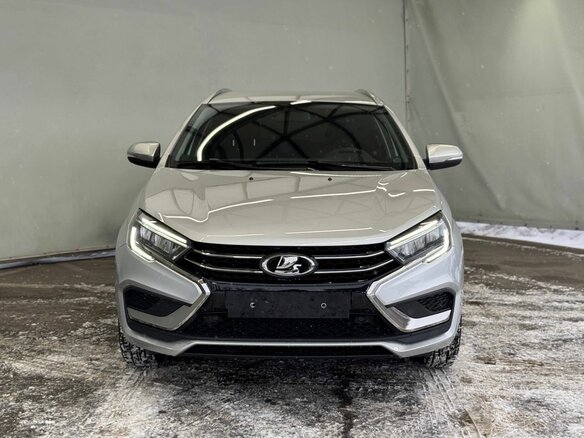 2026 Lada (ВАЗ) Vesta SW I Рестайлинг (NG), серебристый - вид 3