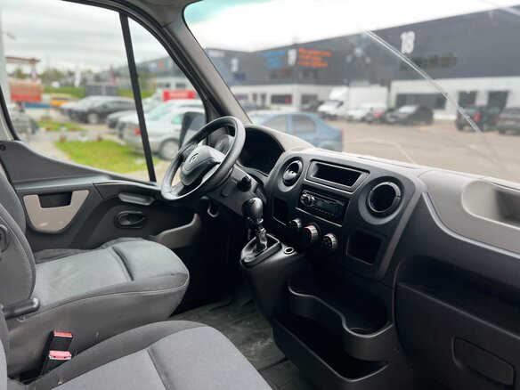 2012 Renault Master, белый, 850000 рублей - вид 12