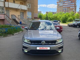 2020 Volkswagen Tiguan II, серый, 2299000 рублей, вид 2