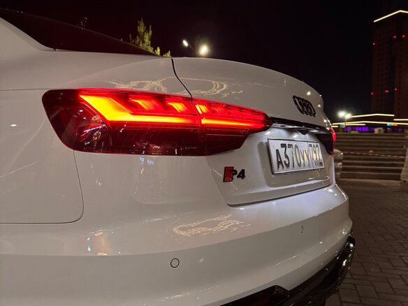 2021 Audi A4 45 TFSI V (B9) Рестайлинг, белый, 3475000 рублей - вид 12