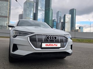 2021 Audi e-tron 55 I, белый, 5200000 рублей, вид 3