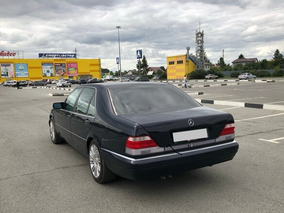 1994 Mercedes-Benz S-Класс 320 Long 4-speed III (W140), синий, 2700000 рублей - вид 6