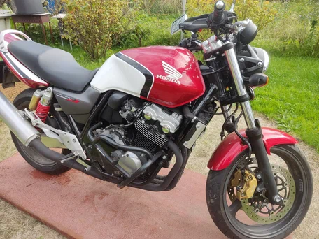 2005 Honda CB 400 Super Four, красный, 400000 рублей, вид 1