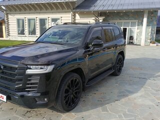 2021 Toyota Land Cruiser 300 Series, чёрный, 10200000 рублей, вид 2
