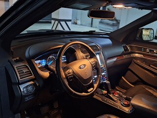 2016 Ford Explorer V Рестайлинг, чёрный, 2700000 рублей, вид 5