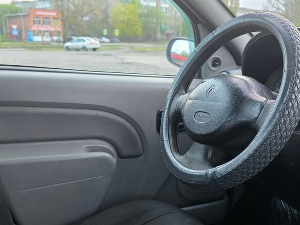 2007 Renault Logan I, серый, 250000 рублей - вид 9