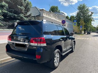 2015 Toyota Land Cruiser 200 Series Рестайлинг 2, чёрный, 5400000 рублей, вид 3