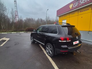 2007 Volkswagen Touareg I Рестайлинг, чёрный, 900000 рублей, вид 5