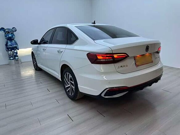 2023 Volkswagen Lavida III Рестайлинг, белый, 1856666 рублей - вид 5