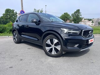 2021 Volvo XC40 I, чёрный, 3785000 рублей, вид 1