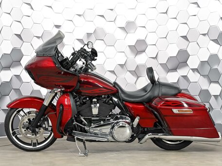 2016 Harley-Davidson Road Glide Special, красный, 1600000 рублей, вид 4