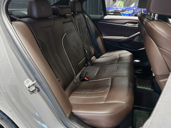 2020 BMW 5 серии 530e VII (G30/G31/G38) Рестайлинг, серый, 4690000 рублей - вид 22