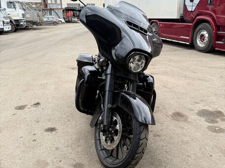 2019 Harley-Davidson Street Glide Special, чёрный, 1600000 рублей, вид 4