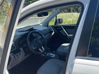 2018 Subaru Forester IV Рестайлинг 2, белый, 2500000 рублей, вид 2
