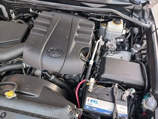 2012 Toyota Land Cruiser 200 Series Рестайлинг 1, серый, 4000000 рублей, вид 5