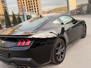 2023 Ford Mustang VII, чёрный, 3600000 рублей, вид 4