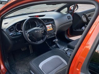 2013 Kia Ceed II, оранжевый, 945000 рублей, вид 5