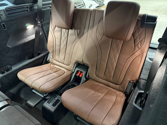 2025 BMW X5 30d IV (G05/G18) Рестайлинг, серый - вид 5