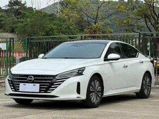 2023 Nissan Altima VI (L34) Рестайлинг, белый, 1653000 рублей, вид 1