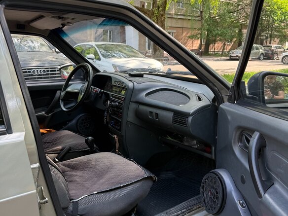 2006 Lada (ВАЗ) 2114, бежевый, 180000 рублей - вид 24