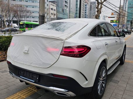 2025 Mercedes-Benz GLE Coupe 450 II (C167) Рестайлинг, белый, 15500000 рублей, вид 3