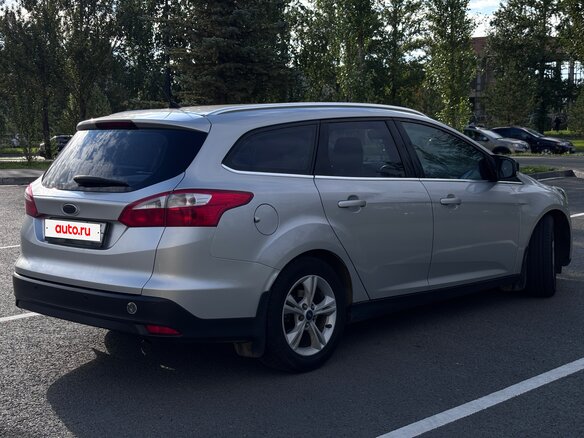 2012 Ford Focus III, серебристый, 800000 рублей - вид 2