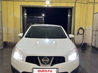 2012 Nissan Qashqai I Рестайлинг, белый, 840000 рублей, вид 2
