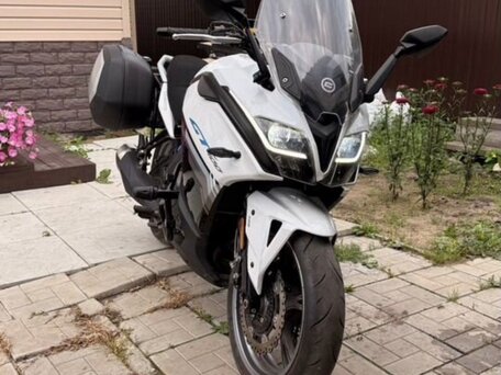 2022 CFMoto 400GT, белый, 475000 рублей, вид 3