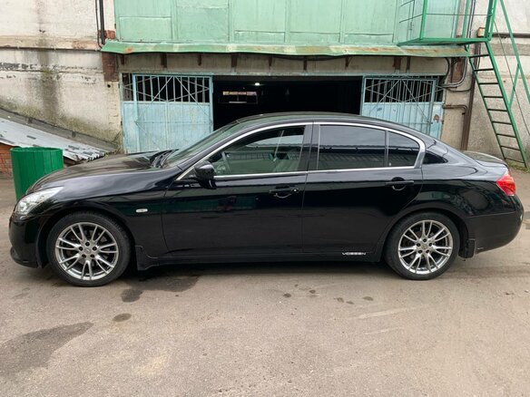 2010 Infiniti G25 IV, чёрный, 1300000 рублей - вид 6