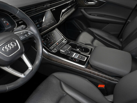 2021 Audi Q7 45 TFSI II (4M) Рестайлинг, серый, 5000000 рублей - вид 16
