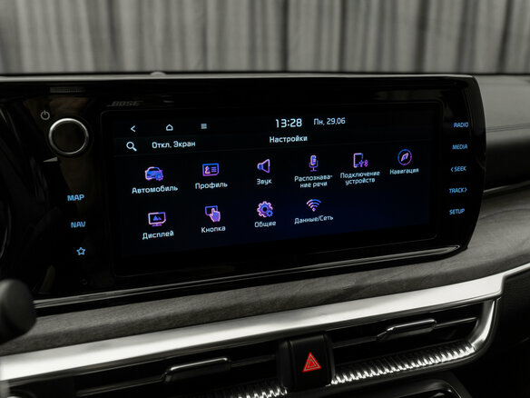 2021 Kia K5 III, белый - вид 22