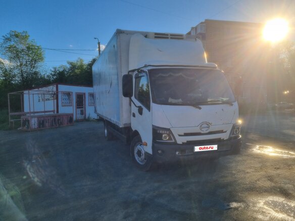 2013 Toyota Dyna, белый, 1900000 рублей