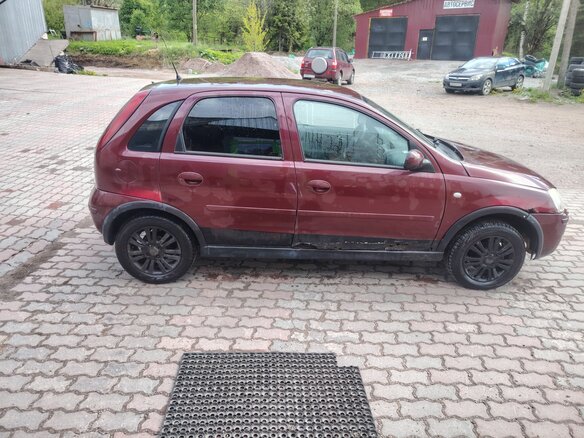 2005 Opel Corsa C Рестайлинг, красный, 145000 рублей - вид 4