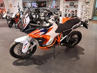 2024 KTM 1290 Super Adventure R, белый, 2250000 рублей, вид 4