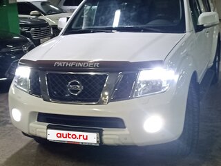 2014 Nissan Pathfinder III Рестайлинг, белый, 1800000 рублей, вид 4