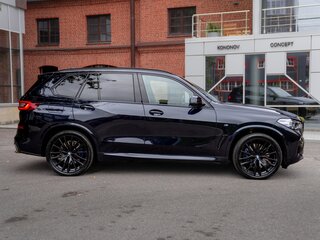 2021 BMW X5 40d IV (G05/G18), чёрный, 8500000 рублей, вид 2