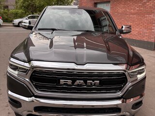 2023 Ram 1500 Quad Cab V, серый, 9550000 рублей, вид 2