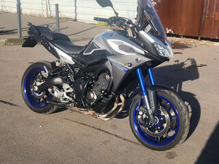 2016 Yamaha MT-09 Tracer (FJ-09), серый, 750000 рублей, вид 1