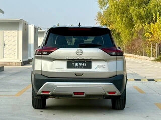 2024 Nissan X-Trail IV, серебристый, 4100000 рублей, вид 5