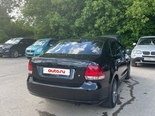2011 Volkswagen Polo V, чёрный, 800000 рублей, вид 4
