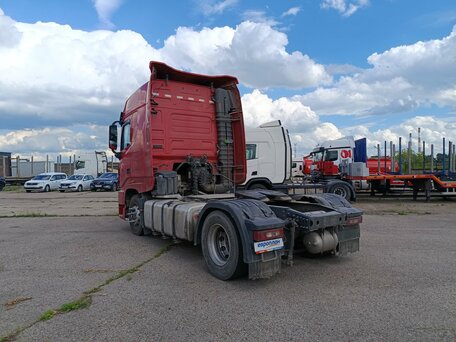 2025 Dongfeng DFH 4180, красный, 3802500 рублей, вид 4